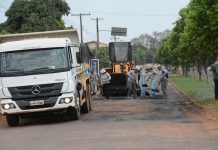 Operação tapa-buracos recomeçou nos bairros Fleck e São Jorge em Mundo Novo