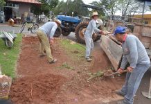 Passagem de pedestre construída em frente a Makel
