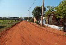 Secretaria de Infraestrutura presta serviço de recuperação em ruas não asfaltadas