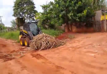 Infraestrutura continua realizando limpeza pelos bairros