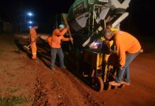 Trabalho para pavimentação asfáltica ocorre em três períodos