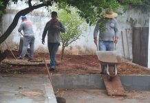 Infraestrutura constrói calçada e faz manutenção de parte elétrica no Cei Paulo Freire nesta terça (19)