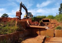 Infraestrutura trabalha na recuperação da galeria na Vila Nova