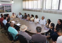 Governo de Mundo Novo realiza reunião com secretários municipais