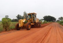 Governo de Mundo Novo da continuidade no trabalho de manutenção nas estradas nesta quarta-feira (09)
